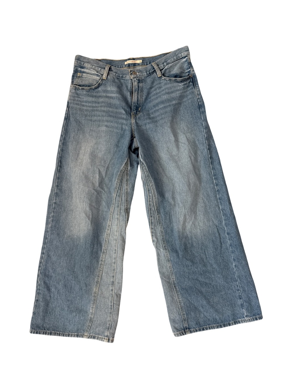 Trending Levi jeans baggy wide leg size 32